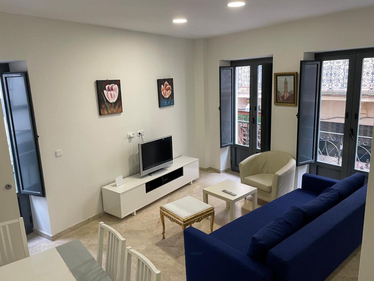 Petit Sagasta Apartamentos-Sagasta إشبيلية المظهر الخارجي الصورة