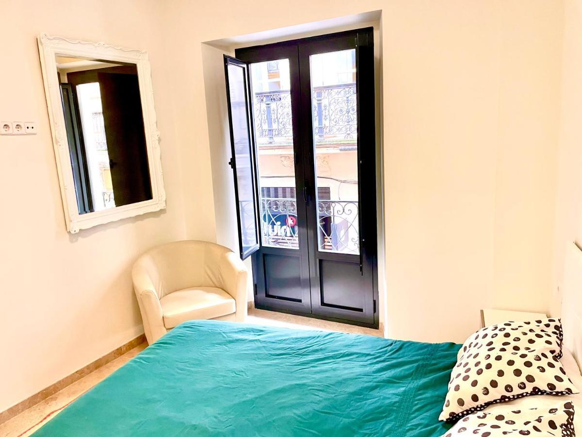 Petit Sagasta Apartamentos-Sagasta إشبيلية المظهر الخارجي الصورة